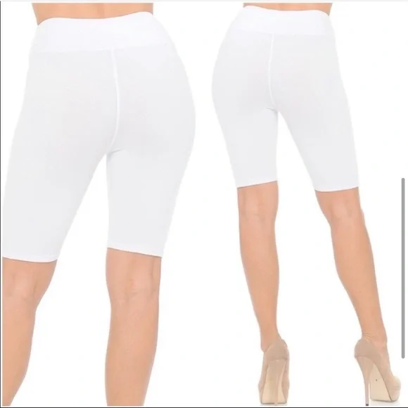 🎉LAST PAIR🎉Best selling high waisted buttery soft biker shorts - Picture 3 of 4